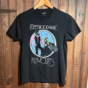 Old Navy Black Fleetwood Mac Rumours Tee
